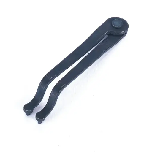 [1 08 58 00] UPPER/LOWER PLUG/AIR VALVE KEY (1 08 58 00)